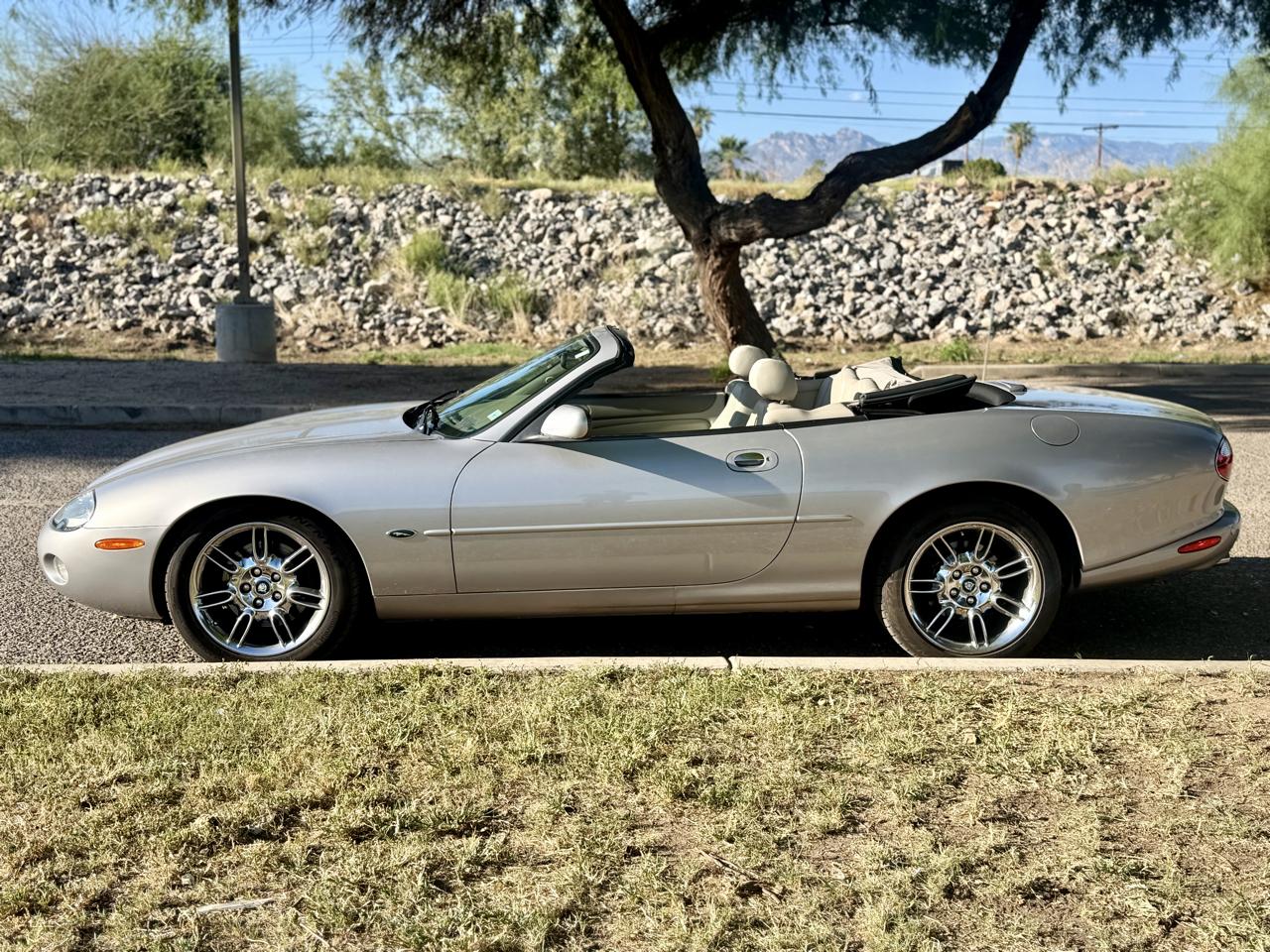 jaguar xk series 2001 SAJDA42C11NA13569 image jaguar xk series 2001 SAJDA42C11NA13569 image